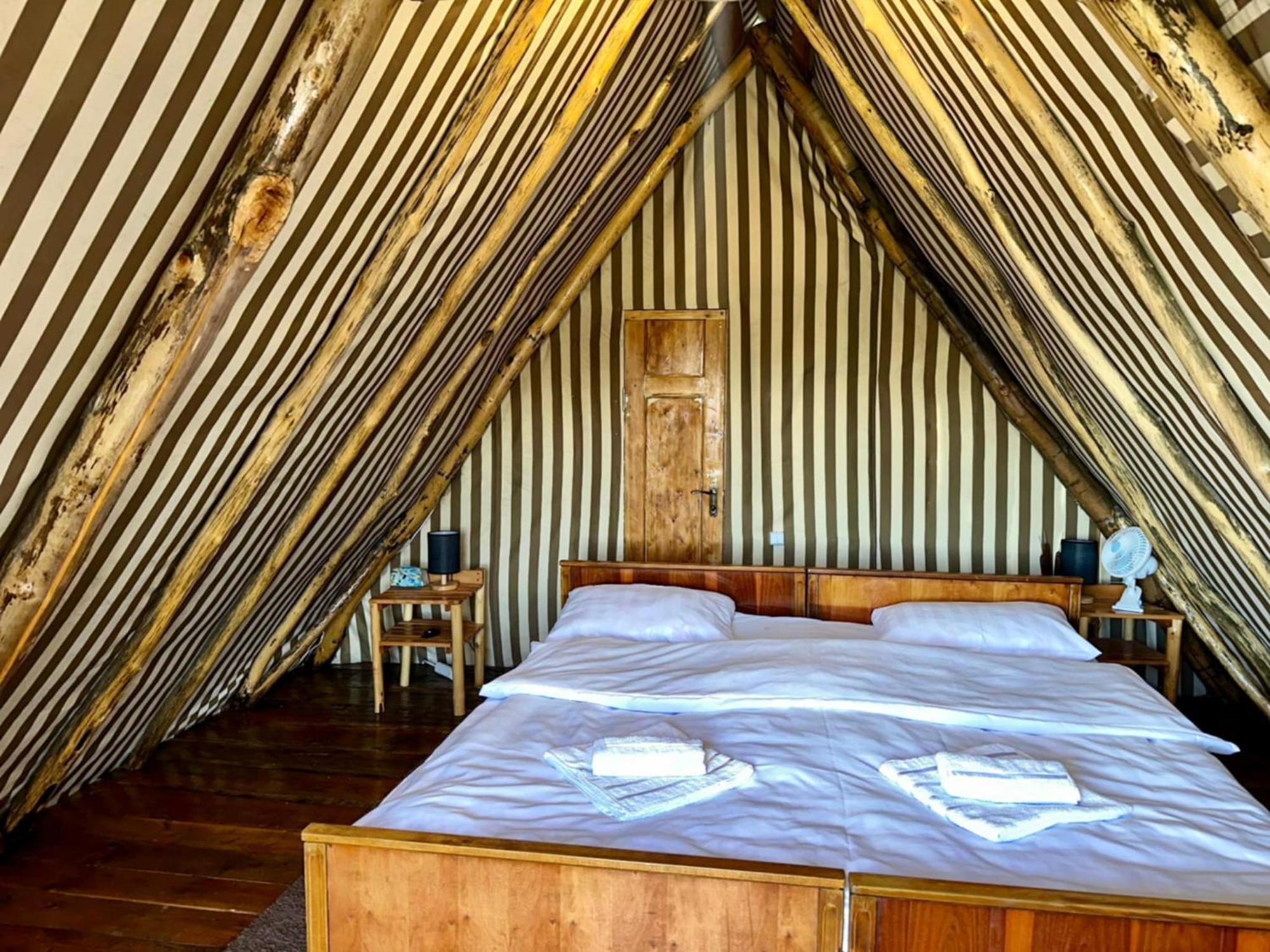 Amoj B&B And Guest House Алаверди Экстерьер фото
